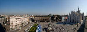 20090406_101908_P Panoramica su Piazza del Duomo.jpg